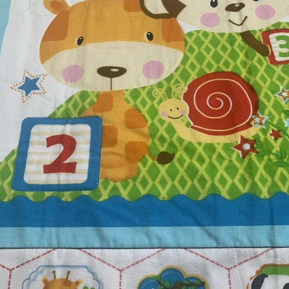 Vintage Handmade Baby Quilt‎ Wall Hanging 36